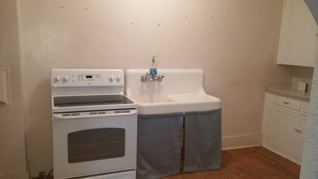 Photo - 2406 Pacific St Unit A