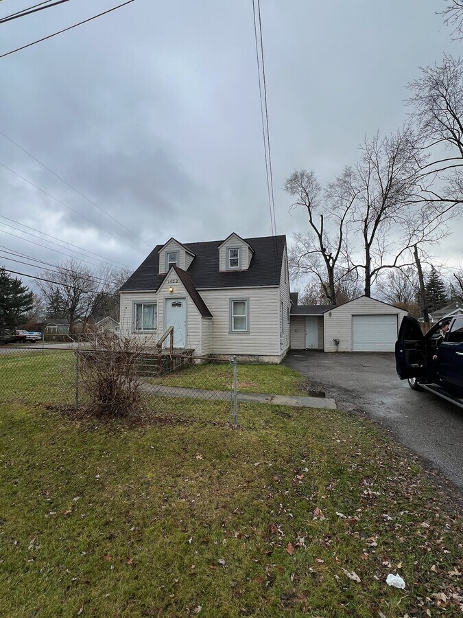 1432 Schumacher Ave Rental - House Rental in Burton, MI | ForRent.com