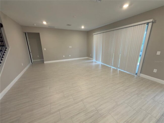 Photo - 2133 Divot Dr
