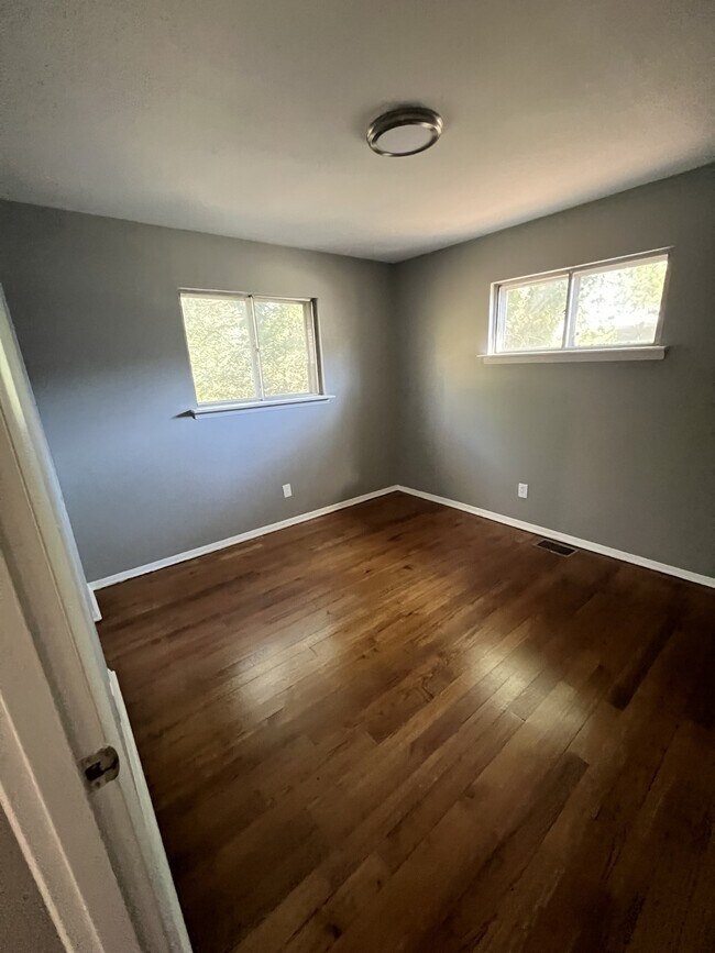 Photo - 105 Arlington Terrace