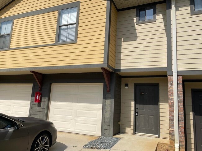 Photo - 2310 Timber Oak Ln