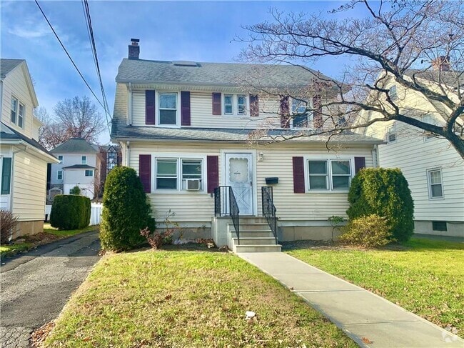 Building Photo - 52 Longview Ave Unit 1 Rental