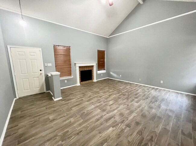 Photo - 8035 Trail Side Dr