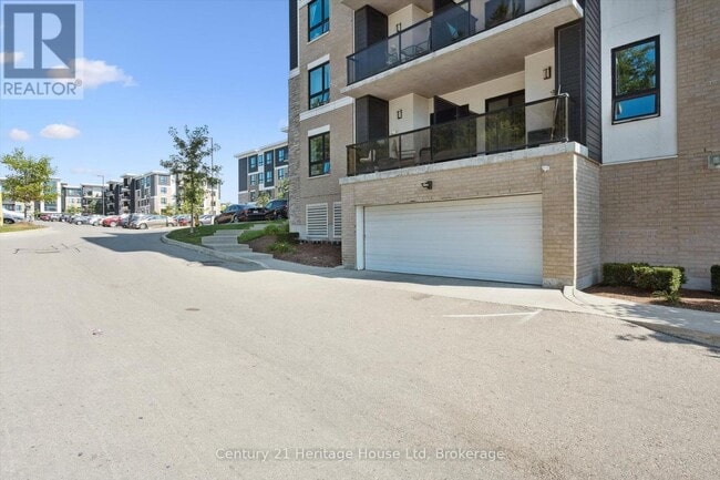 Photo - 1280 Gordon St Unit 305