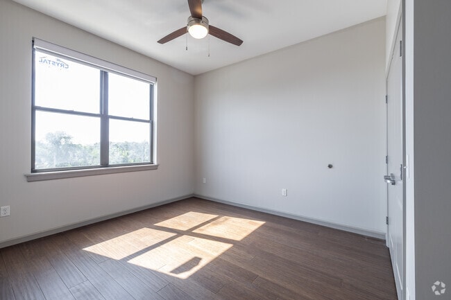 2 habitaciones, 1 baño - 1064 pies cuadrados - Dormitorio