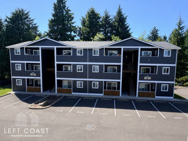 Building Photo - 3031 NE West Devils Lake Rd