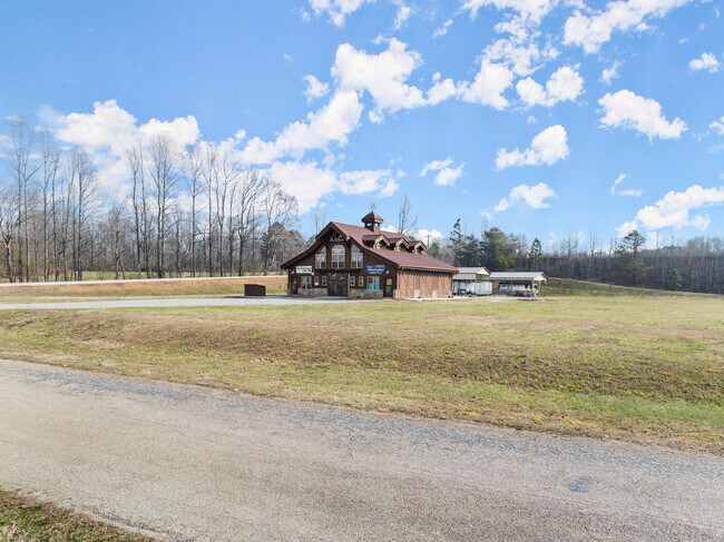 Photo - 2000 Antioch Church Rd