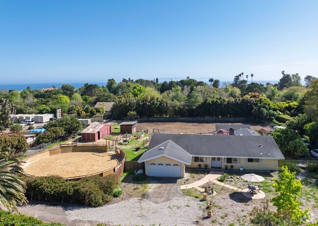 Building Photo - Discover Your Dream Sanctuary at Braemar R... Rental