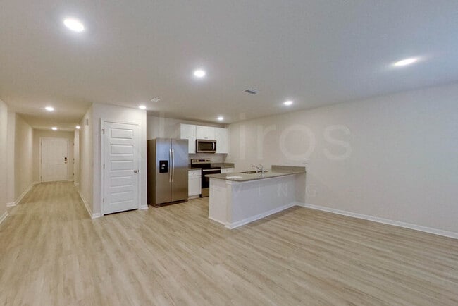 Photo - 4739 Malay Cir