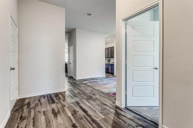 Photo - 6324 Cheshire St