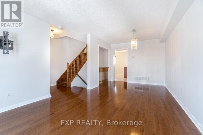 Photo - 3030 Breakwater Ct