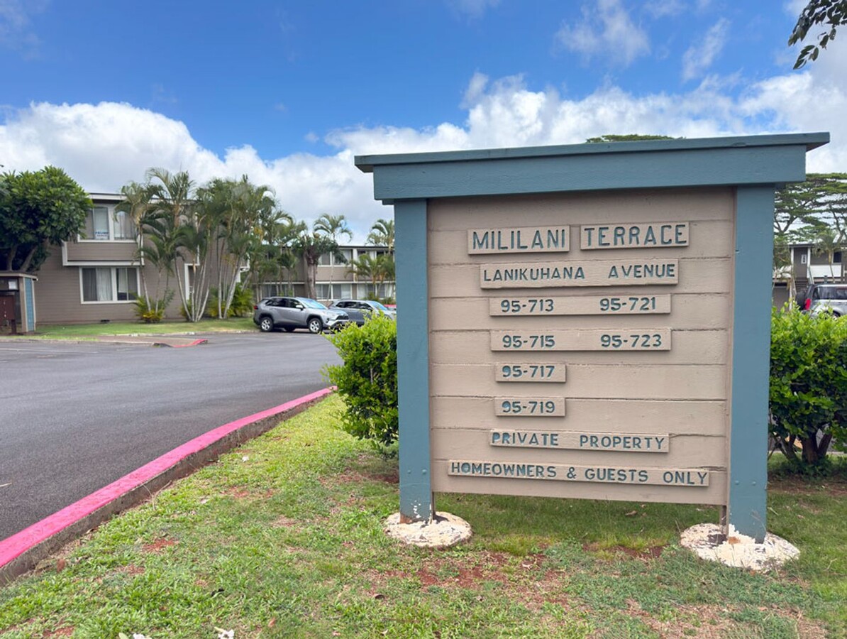 Mililani Terrace - Mililani Terrace House