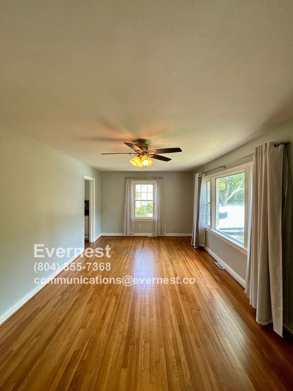 Photo - 1016 Boroughbridge Rd