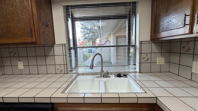 Photo - 1555 W Boston Ave