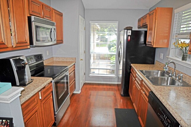 Photo - 9007 Arch Bridge