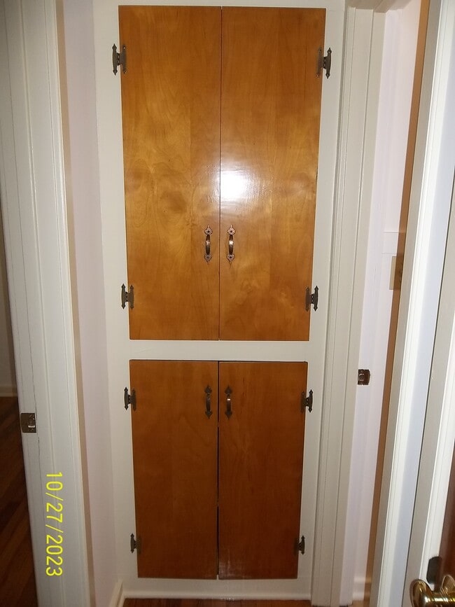 Hall cabinet - 431 E 19th St Unit A