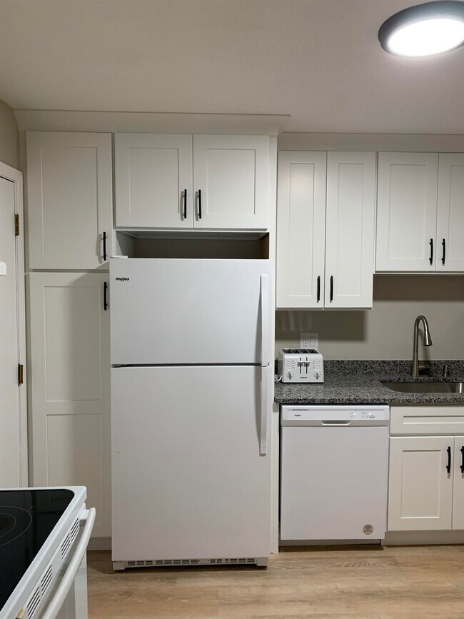 Photo - 9 Strawberry Bank Rd Unit 24