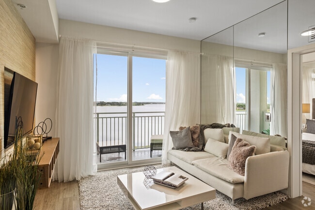 2BR, 2BA - 900SF - Living Room