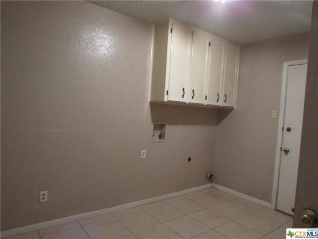 Photo - 801 Cagle Ln
