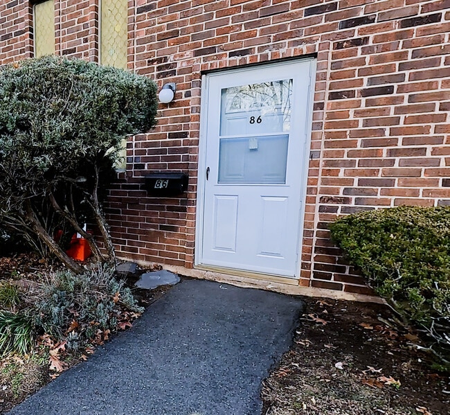 Front Door - 86 Wakefield Cir Unit 86