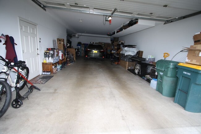 Photo - 3 Bedroom Eagle River Home!