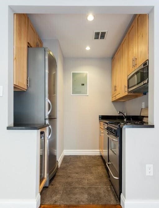 Photo - 179 Essex St Unidad 3