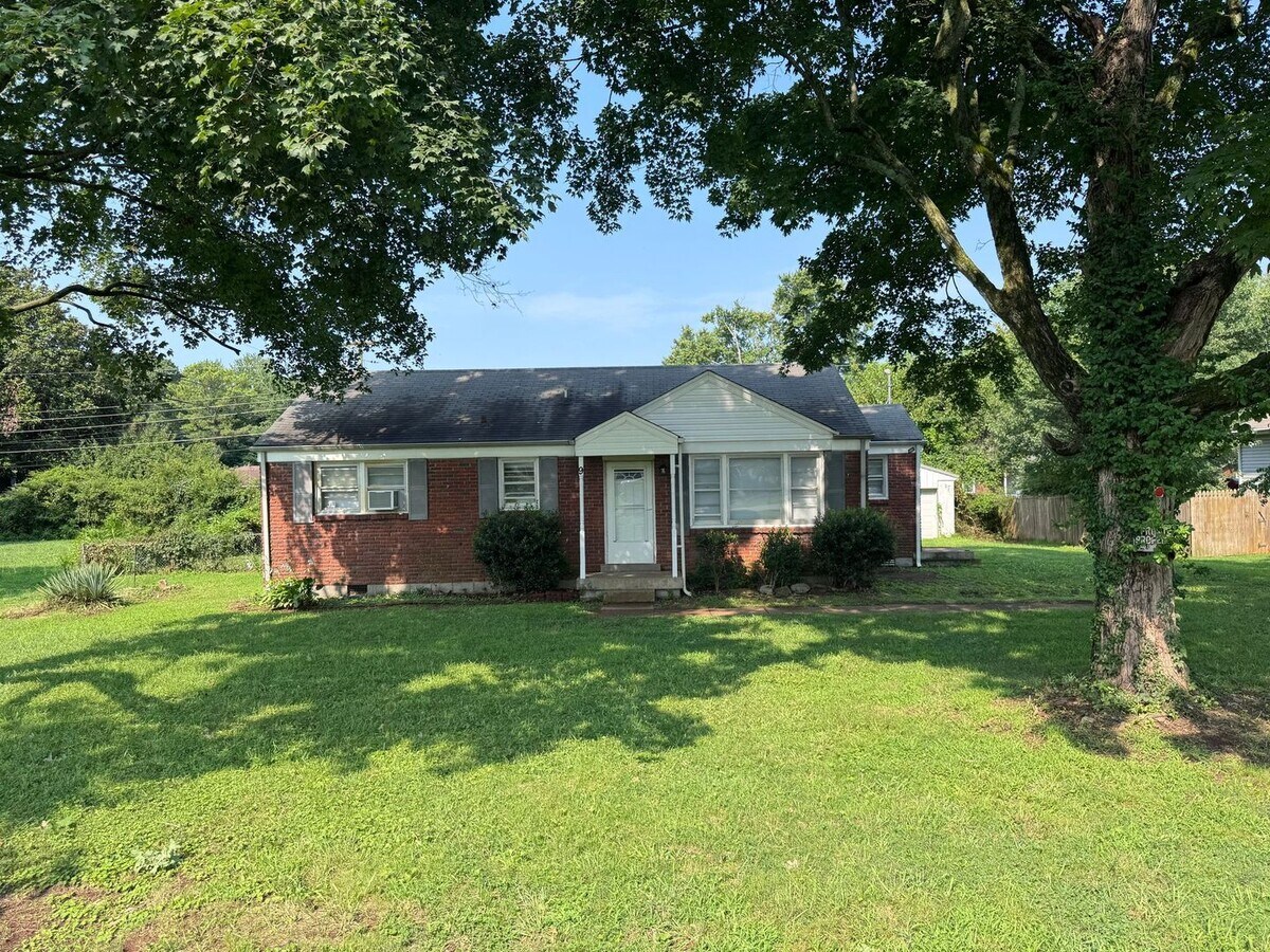 Beautifully Remodeled 3 Bed 1 Bath home in St. B area! - Beautifully Remodeled 3 Bed 1 Bath home in St. B area!