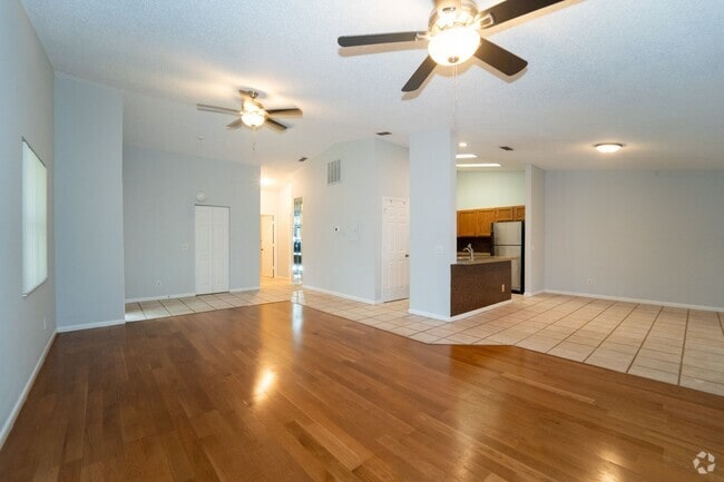 Building Photo - Comfortable Condo Living in St. Augustine ...