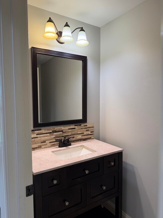 Photo - 1725 NE Stone Castle Dr