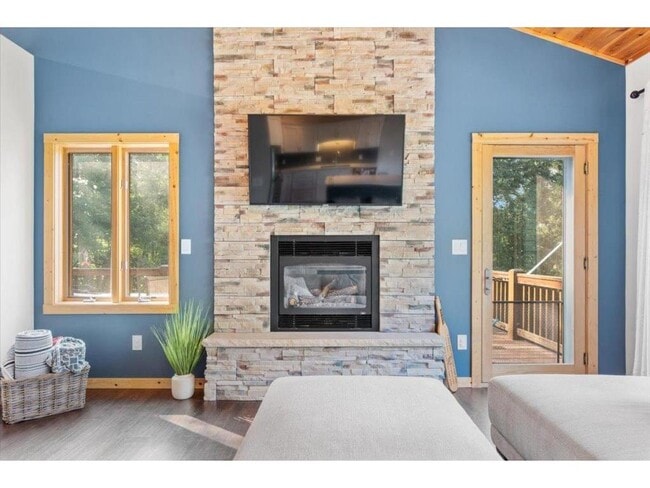 Photo - 11423 Fawn Lake Rd