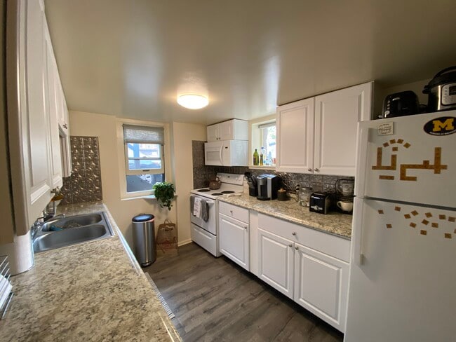 Photo - 910 S State St Unit 910 S. State