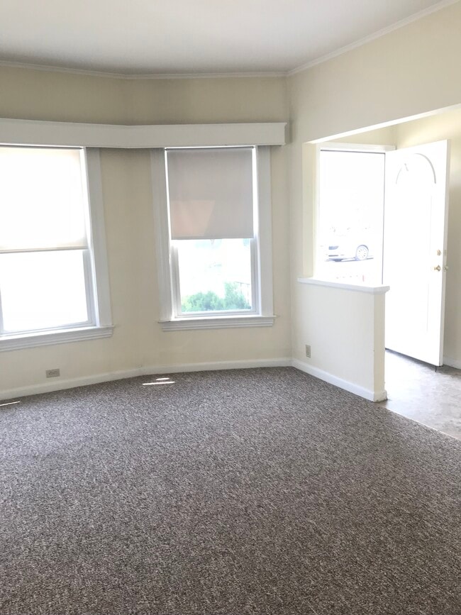 Photo - 39 Cook St Unidad First Floor