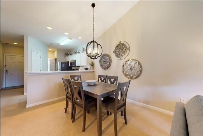 Photo - 616 River Oaks Dr