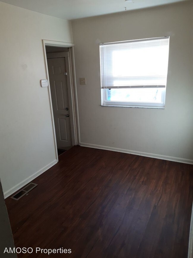 Photo - 3 br, 1 bath House - 10062 Balboa Dr.