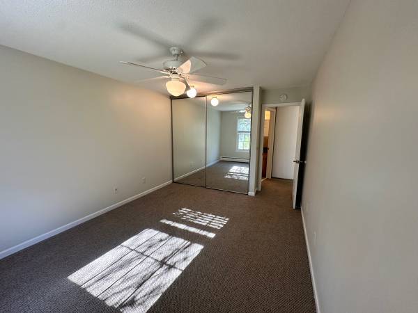 Photo - 942 Westbrooke Way Unit 1