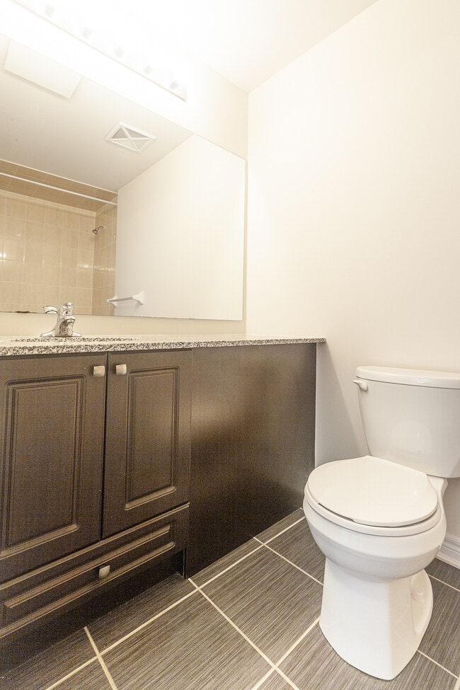 Photo - 216 Oak Park Blvd