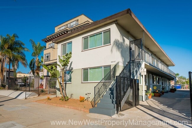 Building Photo - Renovated Sherman Heights 1 Bedroom! Small... Unit 1 Rental