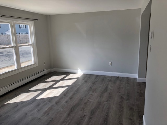 Livingroom - 940 W Main St Unit 6