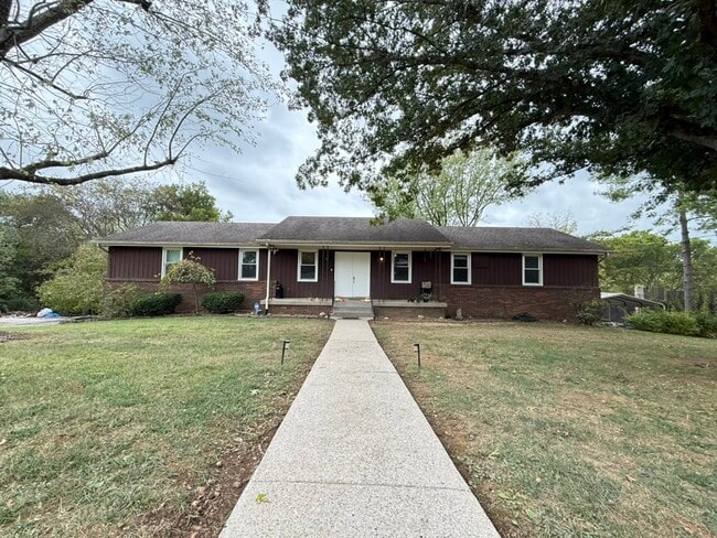 Photo - 214 Rosehill Dr Unit B