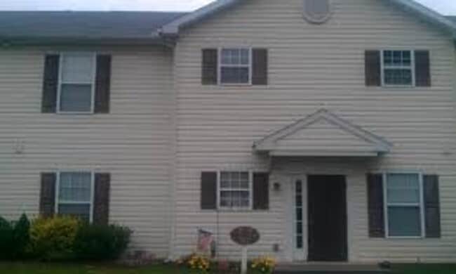 Building Photo - 37 Christine Dr Unit 37 Christine Dr
