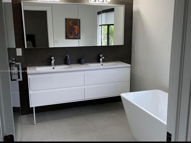 Photo - 3286 SW 44th St