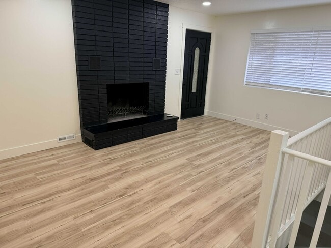 Photo - 208 Ogden Canyon Rd