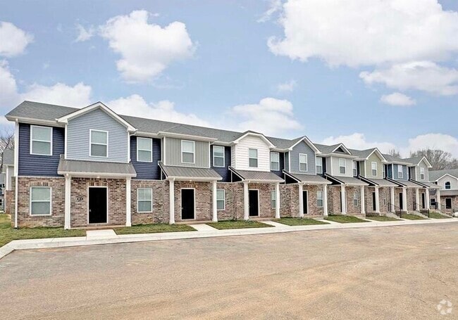 Building Photo - 1115-E2 Hillwood Drive Rental