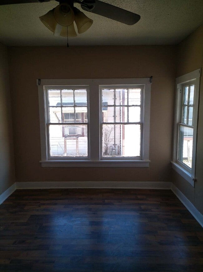 Photo - 1606 Collins Ave Unit Collin Main