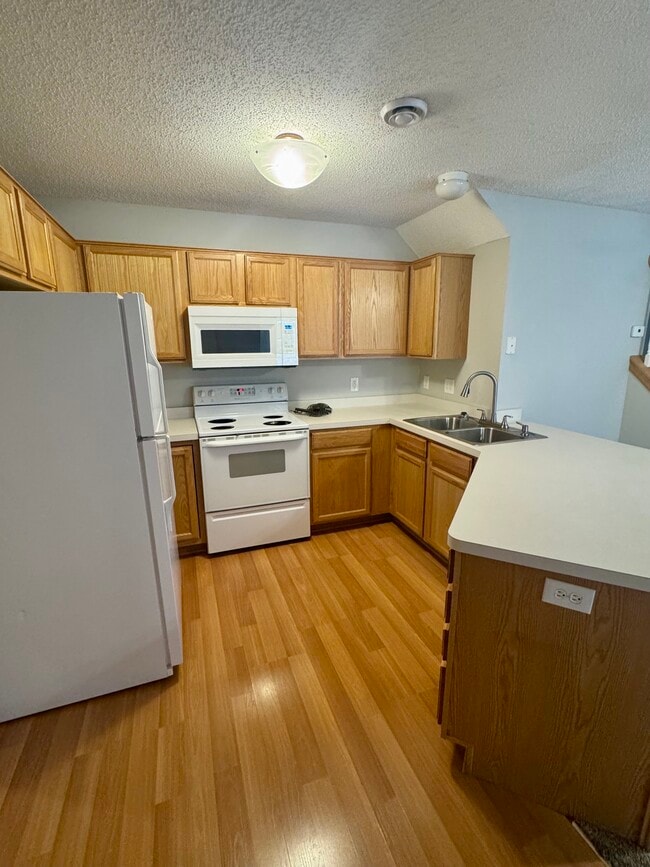 Photo - 5325 206th St W