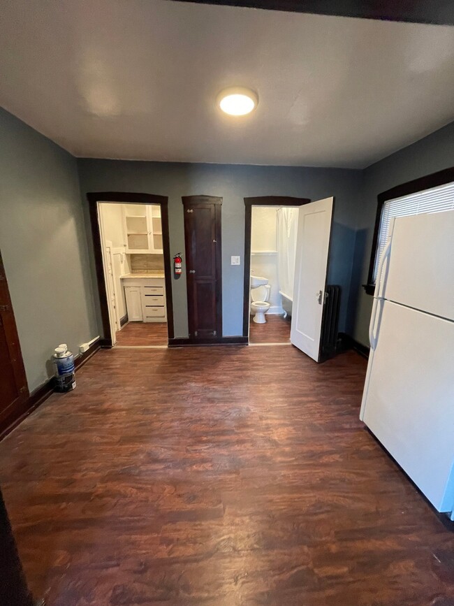 228 E 1st Ave Unidad 1