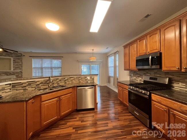 Photo - 17508 Westmill Ln
