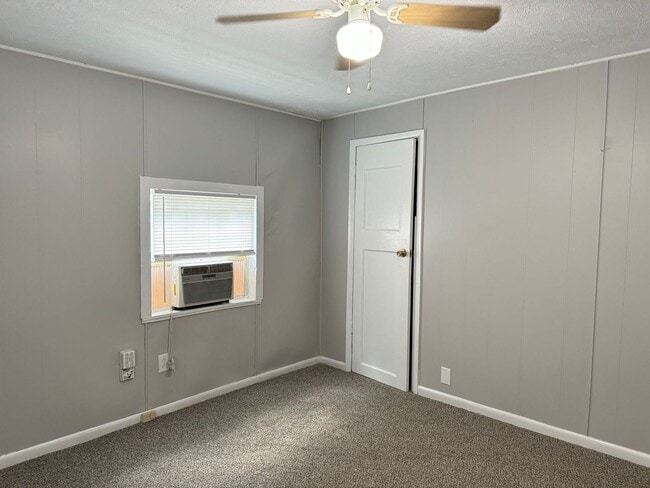 Photo - 1117 Hyman St Unit B