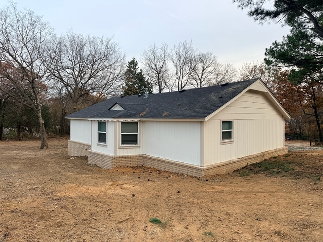 Photo - 3513 W 39th St