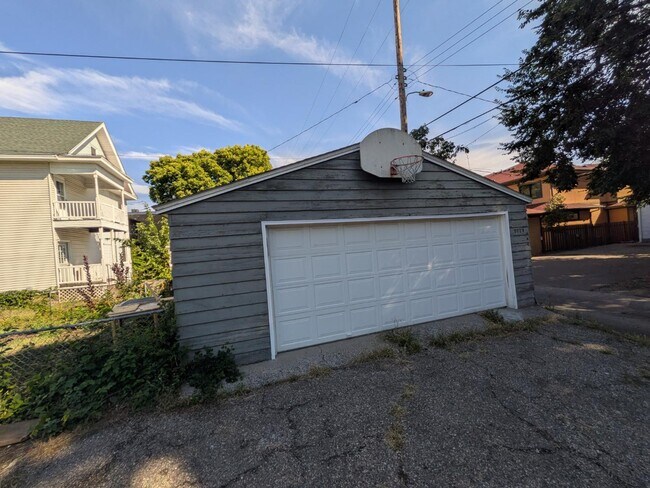 Photo - 3029 Fremont Ave S